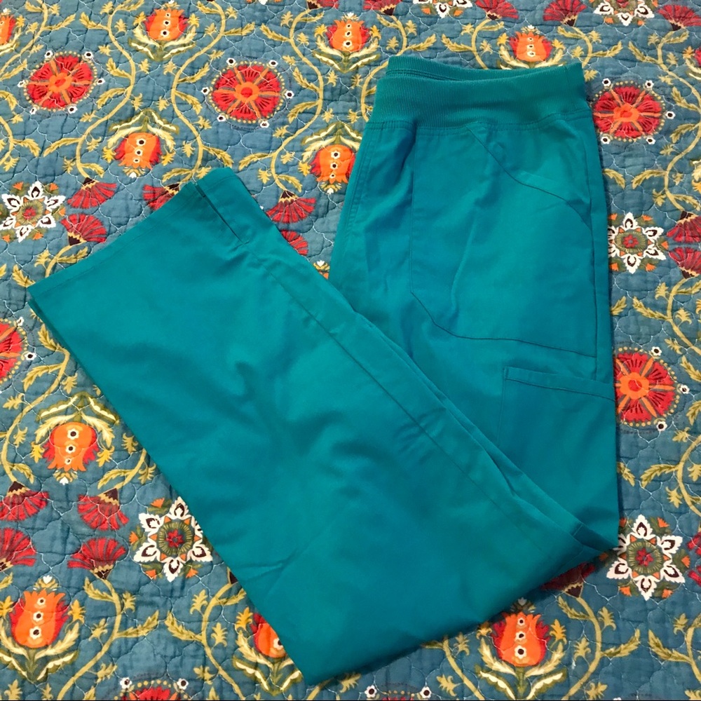 CHEROKEE WW Professionals Cargo Scrub Pant